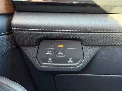 2025 Volkswagen Atlas 2.0T SE w/Technology NEAR MILWAUKEE WI