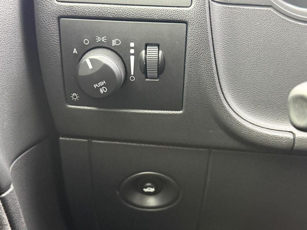 2009 Dodge Challenger SRT8