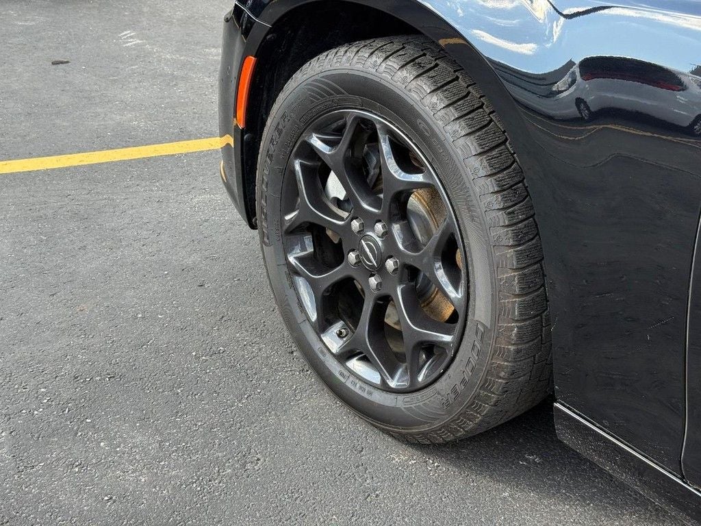 2023 Chrysler 300 Touring