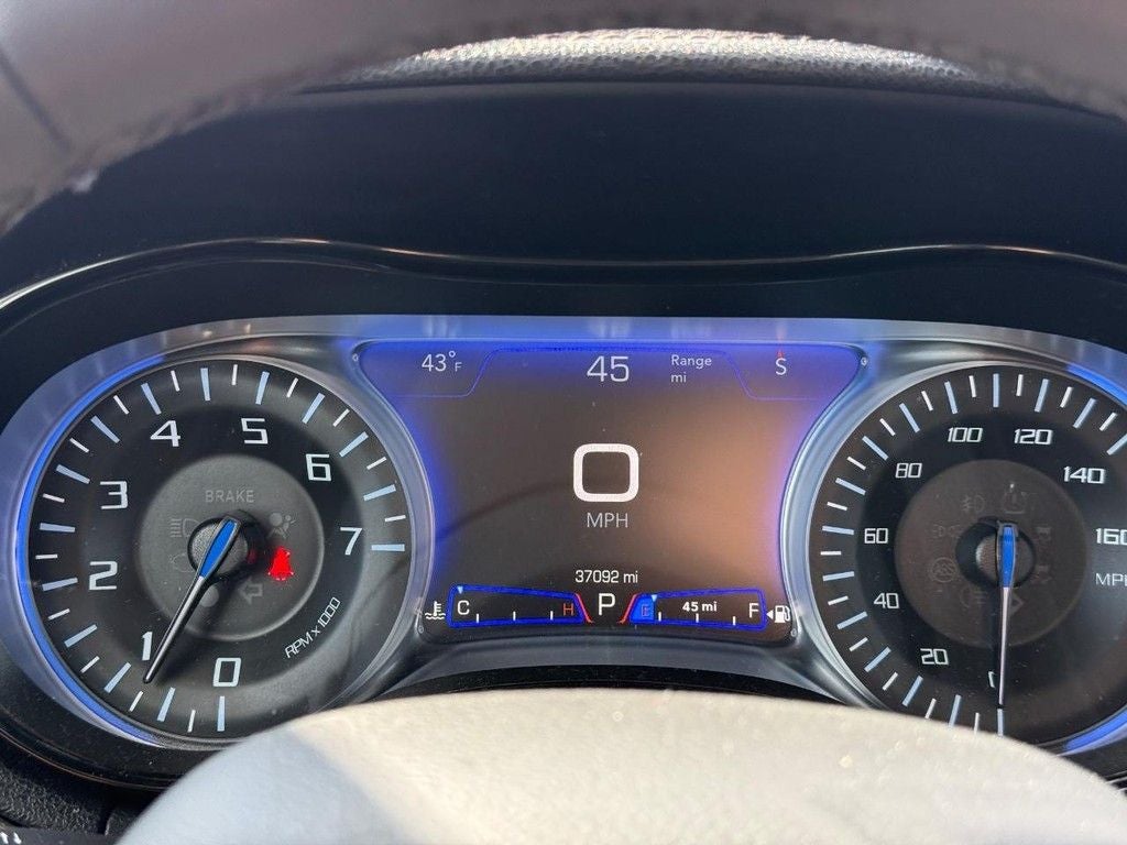 2023 Chrysler 300 Touring