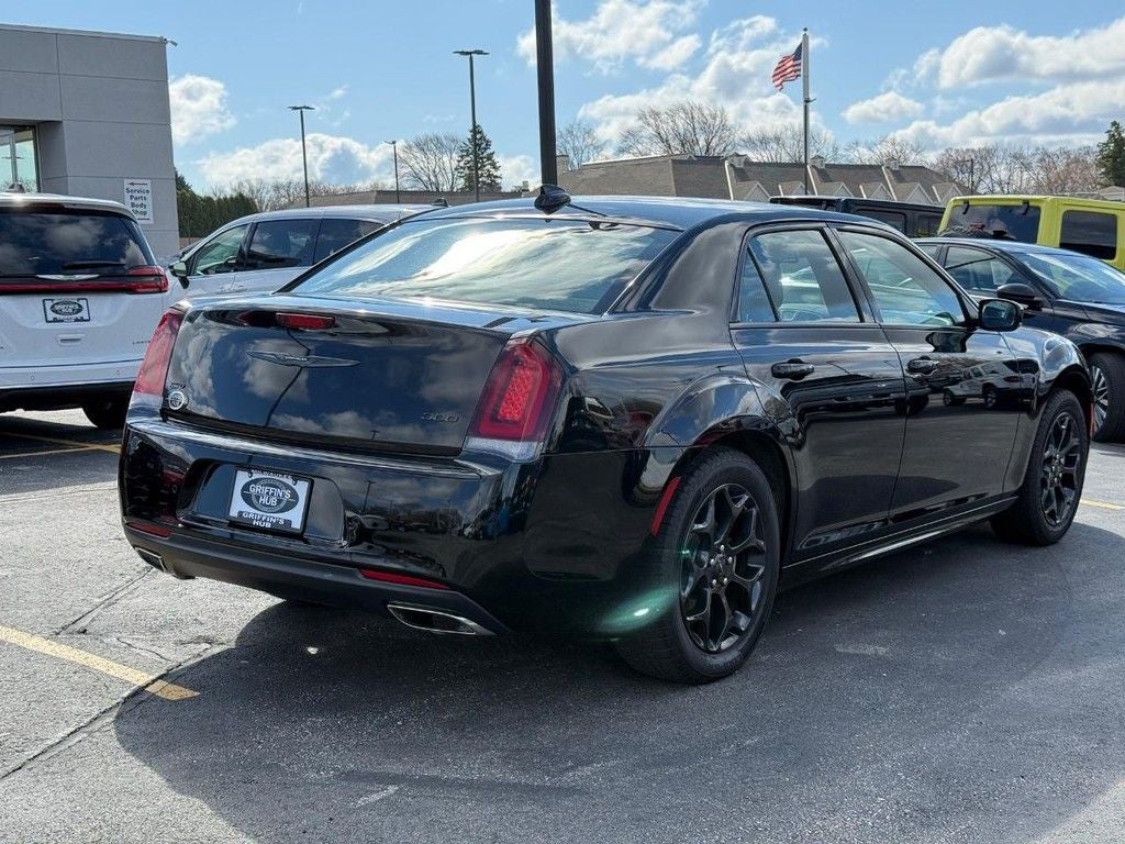 2023 Chrysler 300 Touring