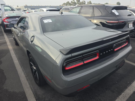 2018 Dodge Challenger 392 Hemi Scat Pack Shaker