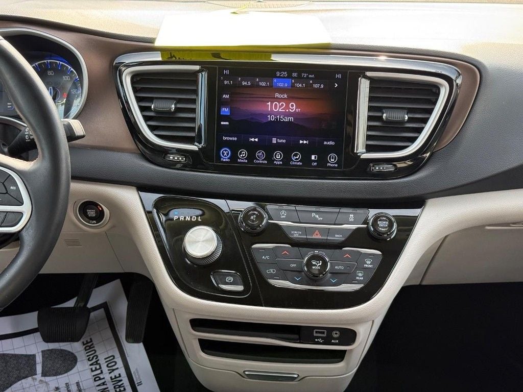 2017 Chrysler Pacifica Touring L