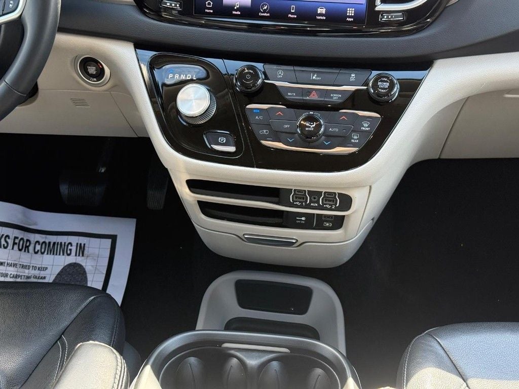 2022 Chrysler Pacifica Touring L