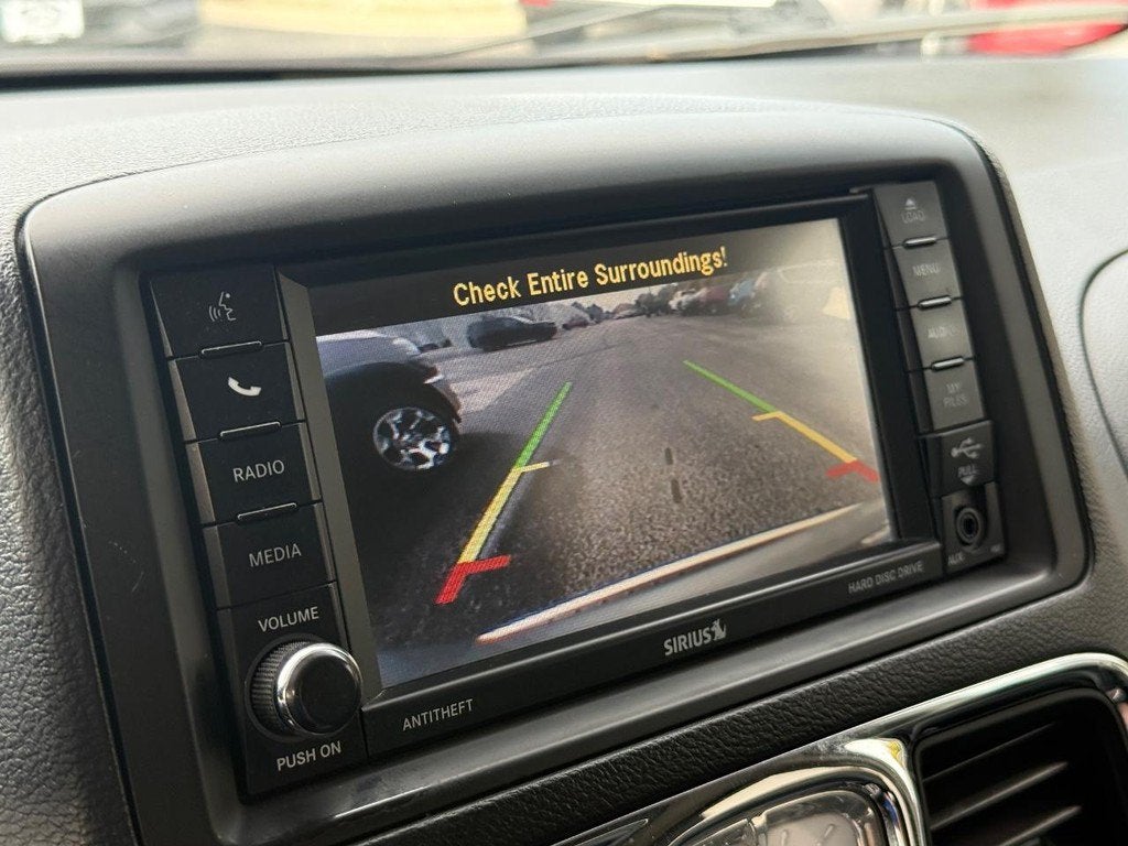 2014 Chrysler Town & Country Touring Near Milwaukee Wisconsin