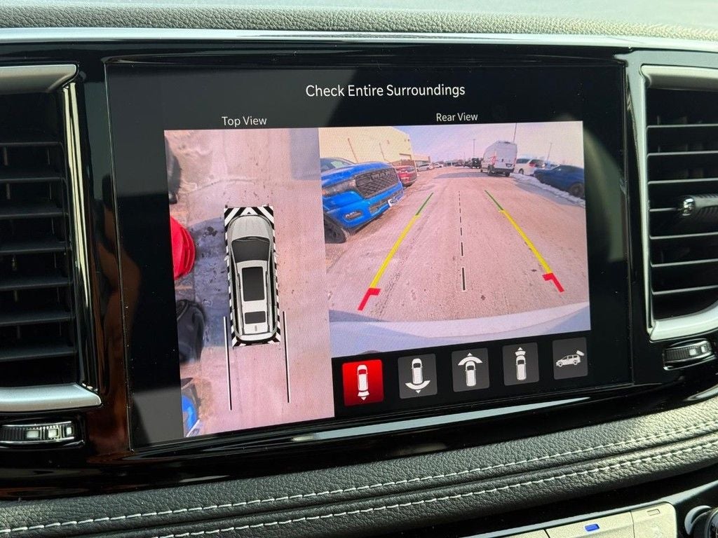 2026 Chrysler Pacifica Select