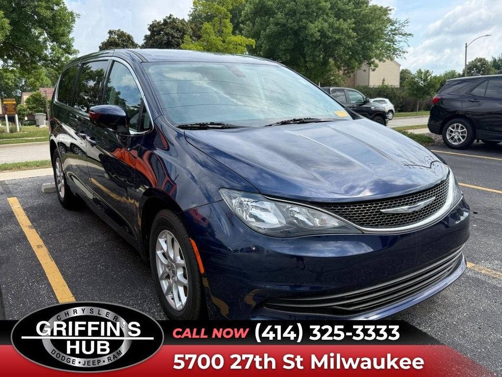 2017 Chrysler Pacifica LX