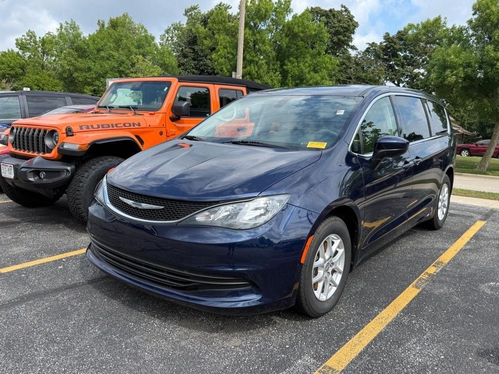 2017 Chrysler Pacifica LX
