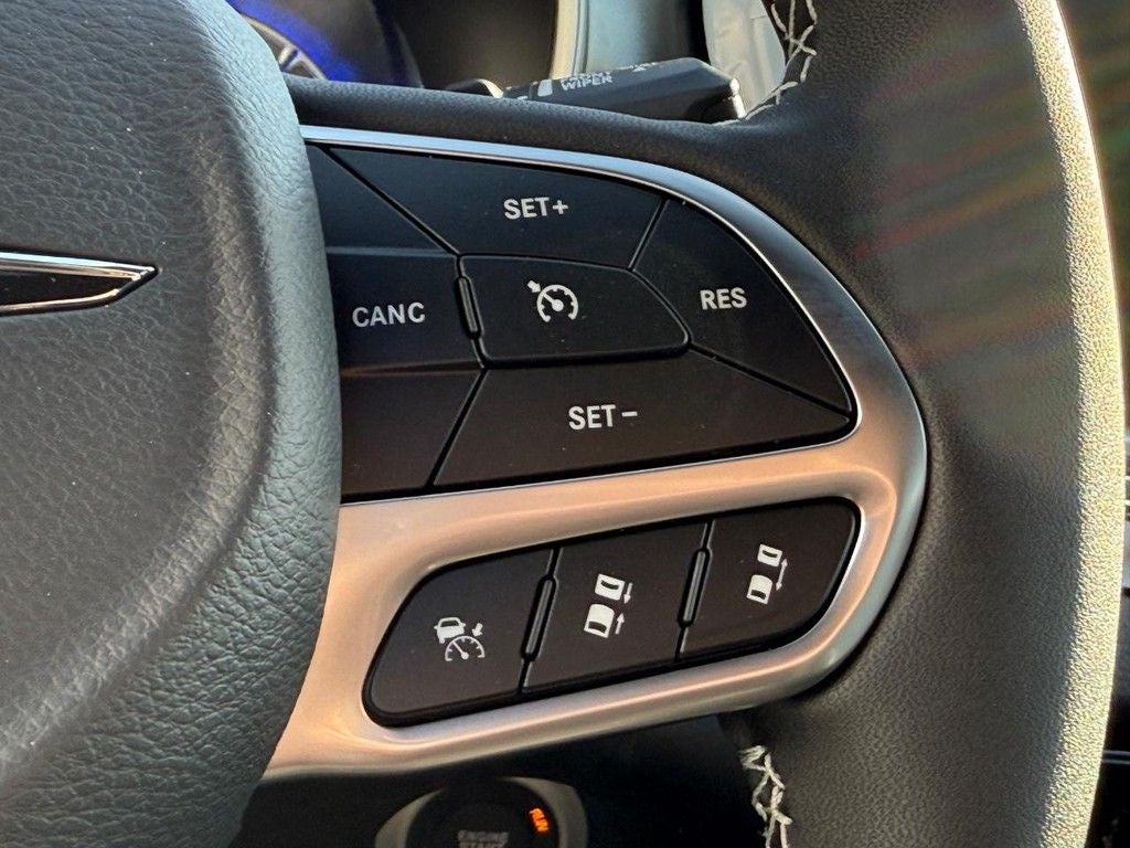 2026 Chrysler Voyager LX