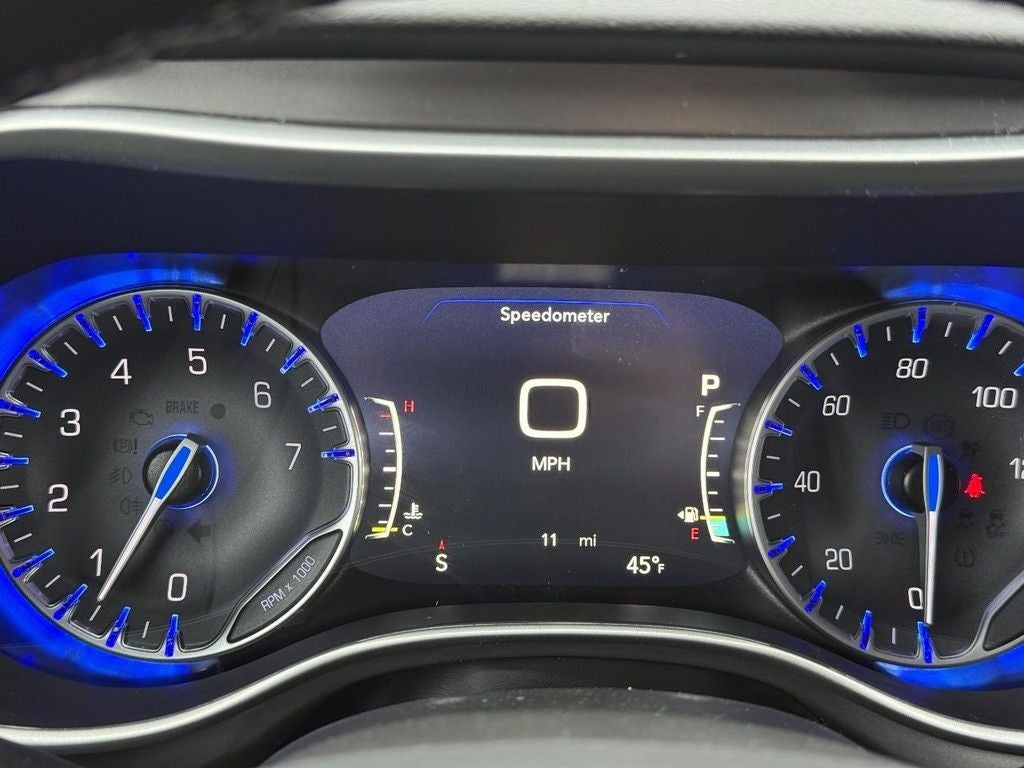 2026 Chrysler Voyager LX