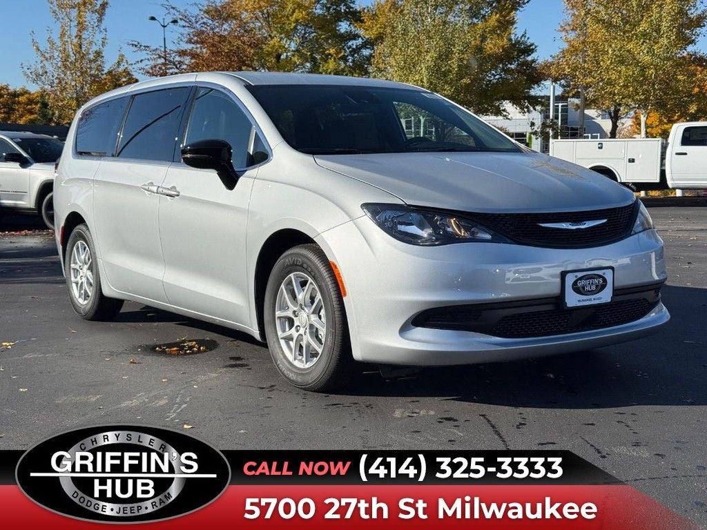 2026 Chrysler Voyager LX