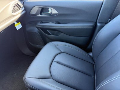 2026 Chrysler Voyager LX