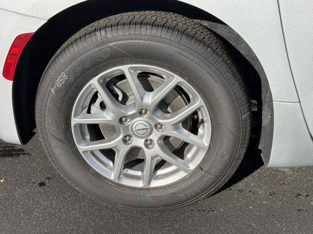 2026 Chrysler Voyager LX