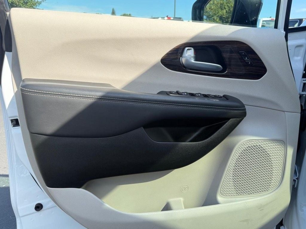 2024 Chrysler Pacifica Limited