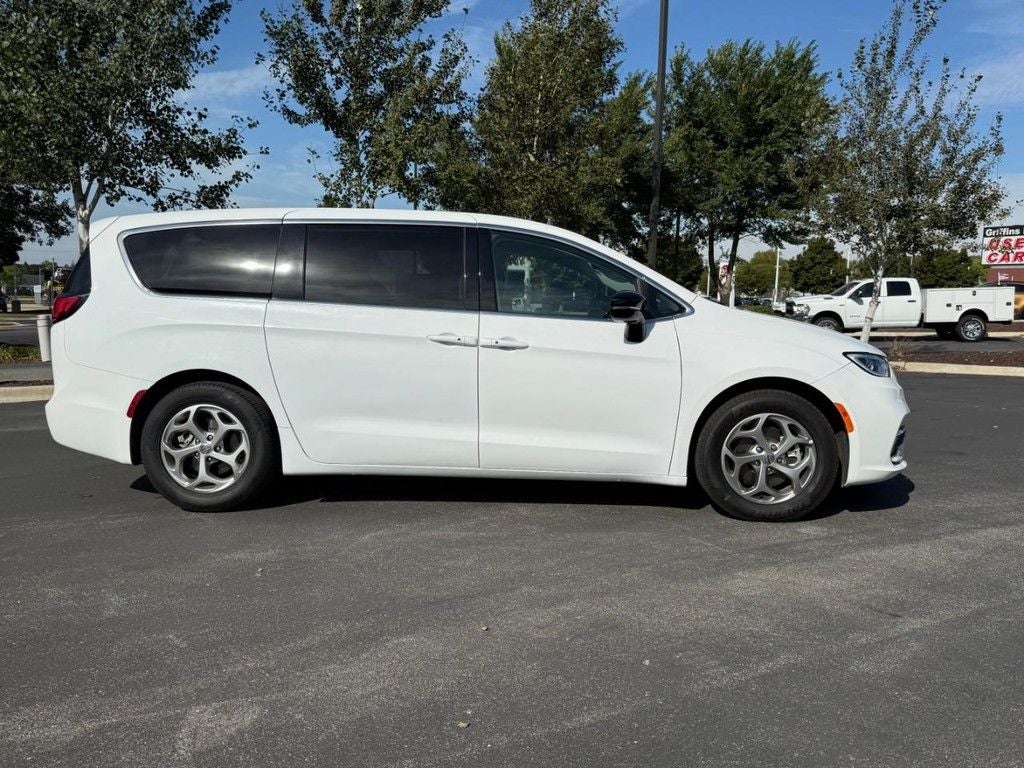 2024 Chrysler Pacifica Limited