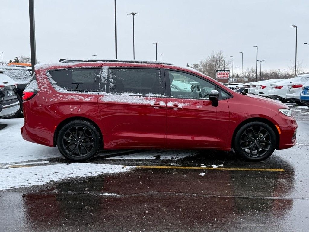 2025 Chrysler Pacifica Limited