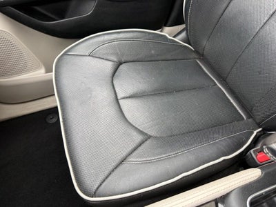 2023 Chrysler Pacifica Limited NEAR MILWAUKEE WI