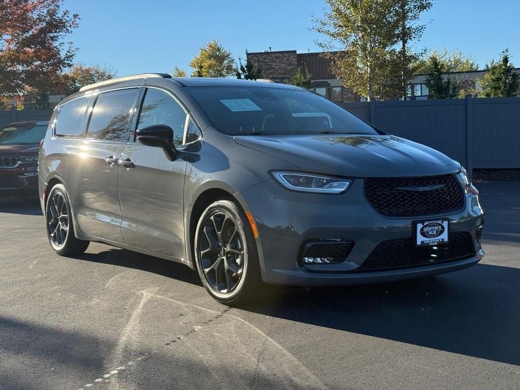 2025 Chrysler Pacifica Limited