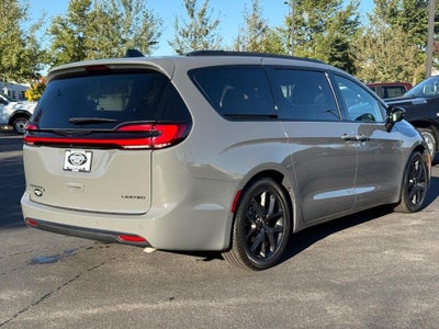 2025 Chrysler Pacifica Limited