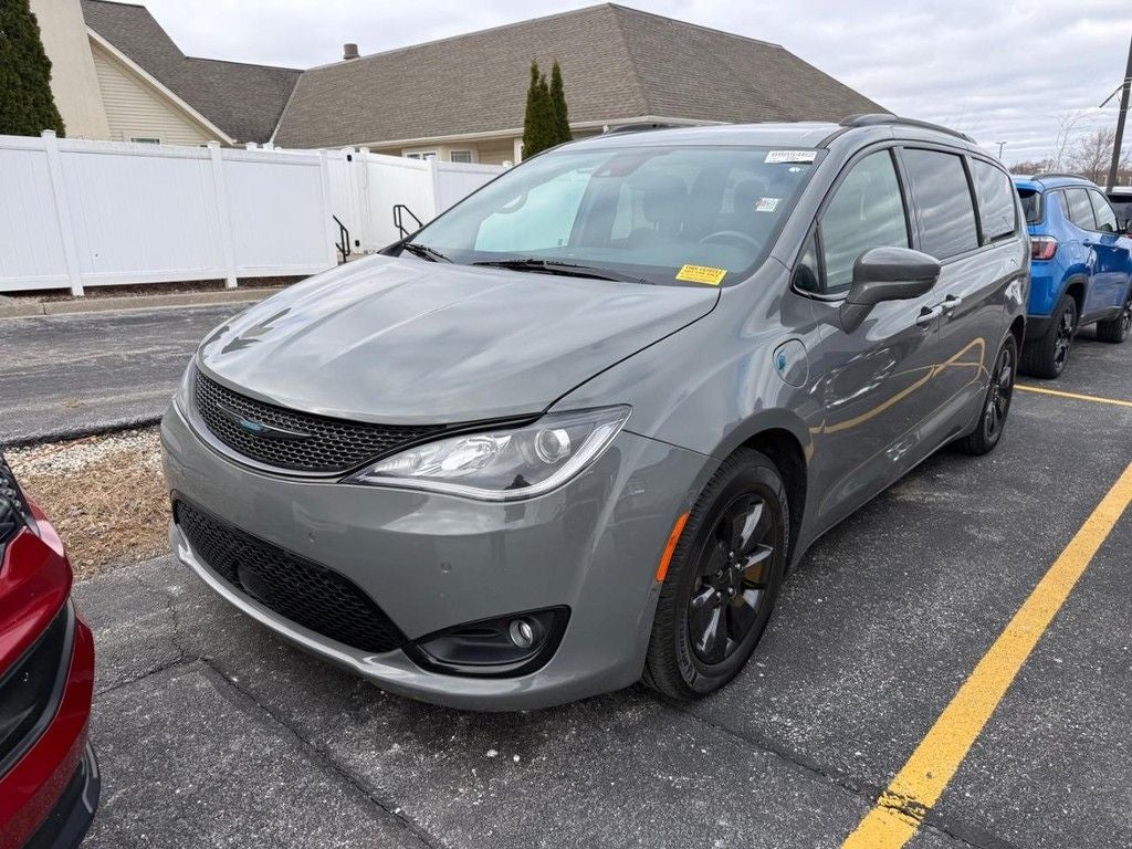 2020 Chrysler Pacifica Hybrid Limited