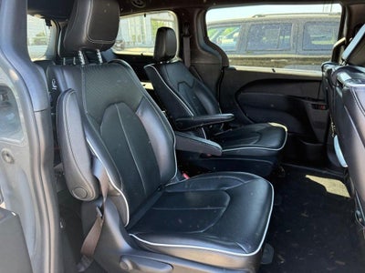 2020 Chrysler Pacifica Hybrid Limited