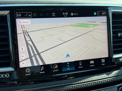 2024 Chrysler Pacifica Hybrid Select NEAR MILWWAUKEE WI