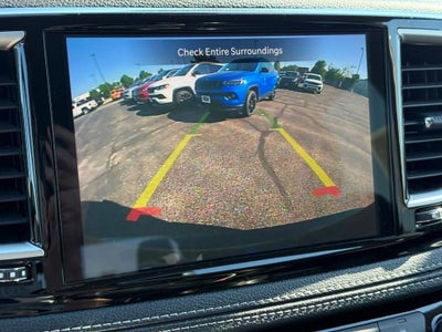 2024 Chrysler Pacifica Hybrid Select NEAR MILWWAUKEE WI