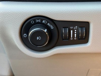 2024 Chrysler Pacifica Hybrid Select NEAR MILWWAUKEE WI