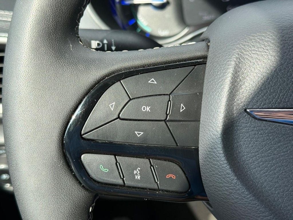 2024 Chrysler Pacifica Hybrid Select S Appearance