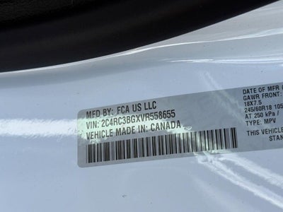 2027 Chrysler Pacifica Select