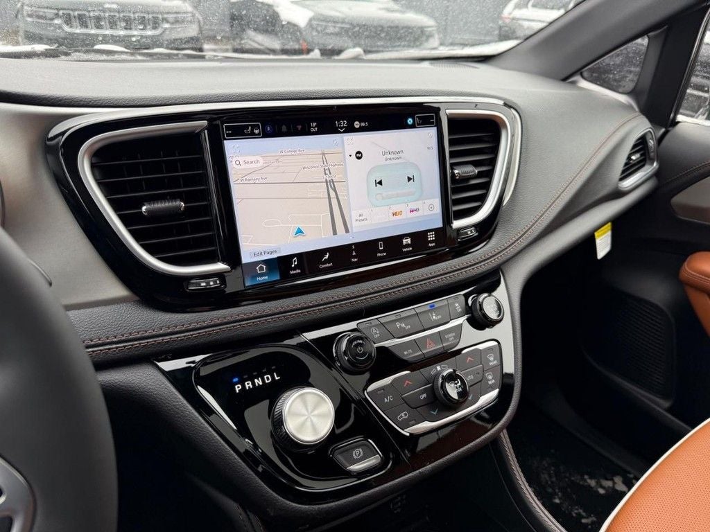 2026 Chrysler Pacifica Pinnacle