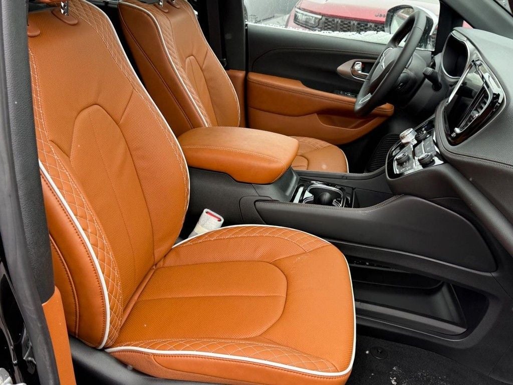 2026 Chrysler Pacifica Pinnacle