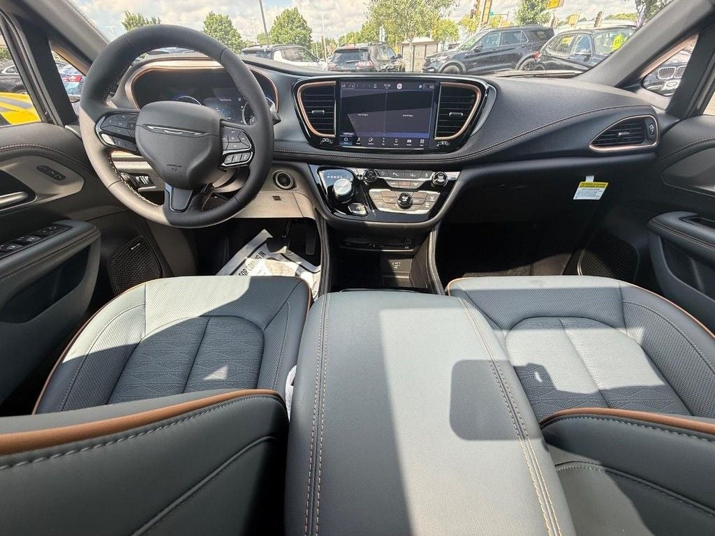 2027 Chrysler Pacifica Pinnacle