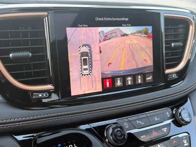 2027 Chrysler Pacifica Pinnacle