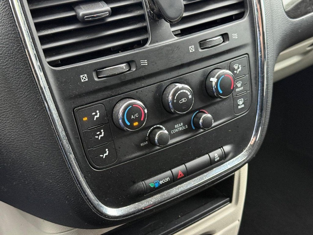 2018 Dodge Grand Caravan SE NEAR MILWAUKEE WI