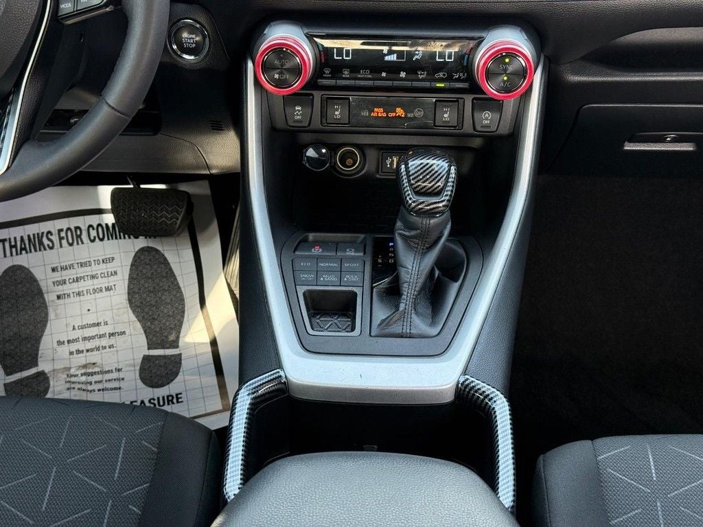 2023 Toyota RAV4 XLE NEAR MILWAUKEE WI