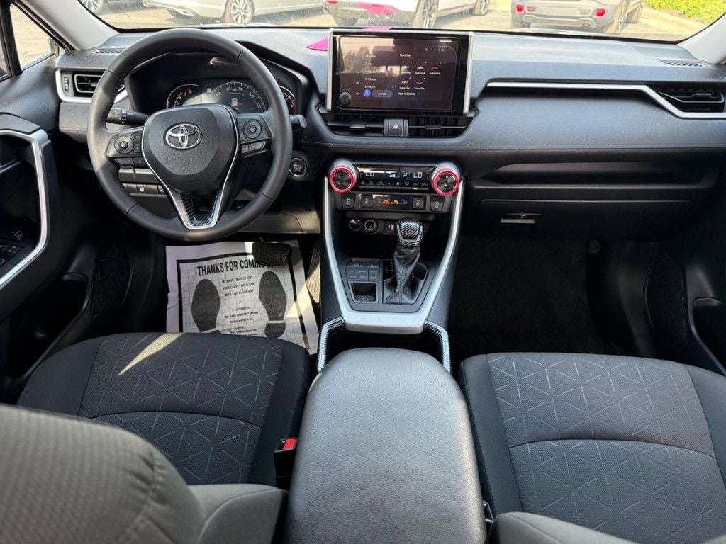 2023 Toyota RAV4 XLE NEAR MILWAUKEE WI