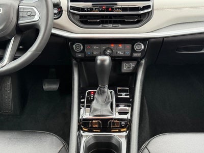 2025 Jeep Compass Limited NEAR MILWAUKEE WI