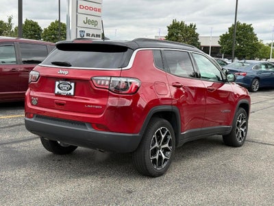 2025 Jeep Compass Limited NEAR MILWAUKEE WI