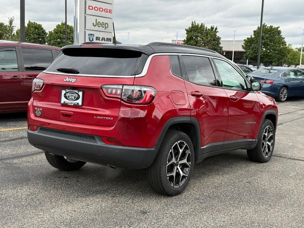 2025 Jeep Compass Limited NEAR MILWAUKEE WI
