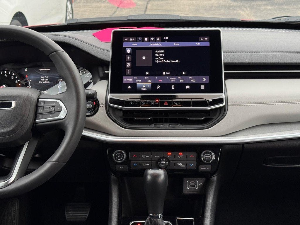 2025 Jeep Compass Limited NEAR MILWAUKEE WI