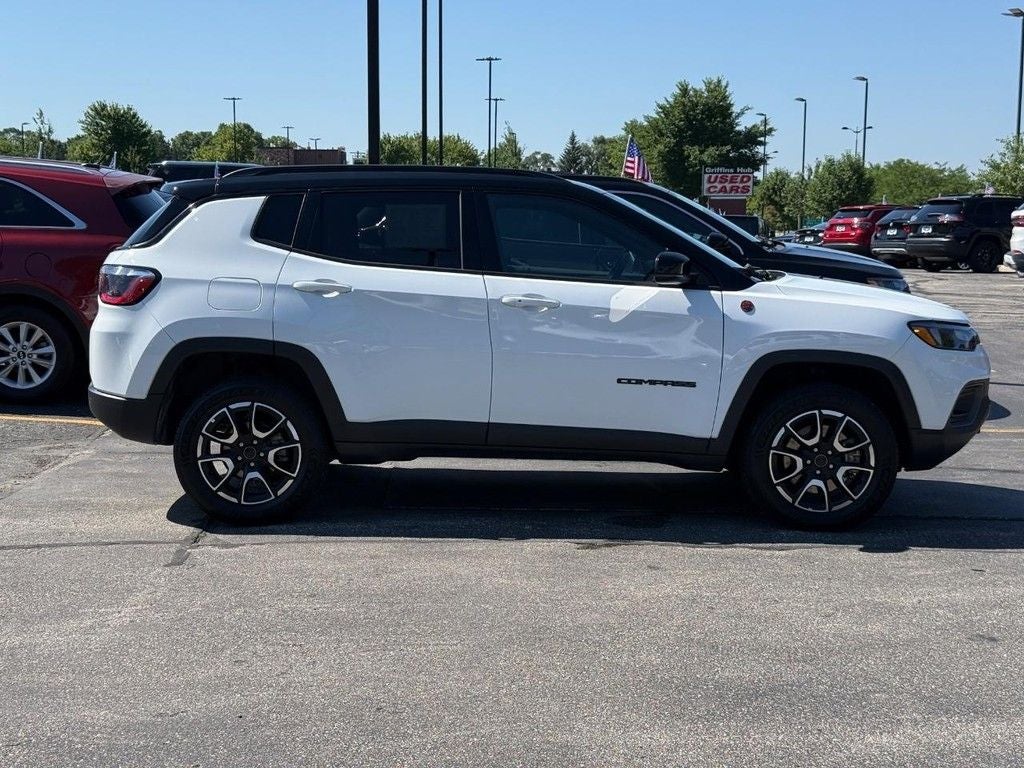 2025 Jeep Compass Trailhawk