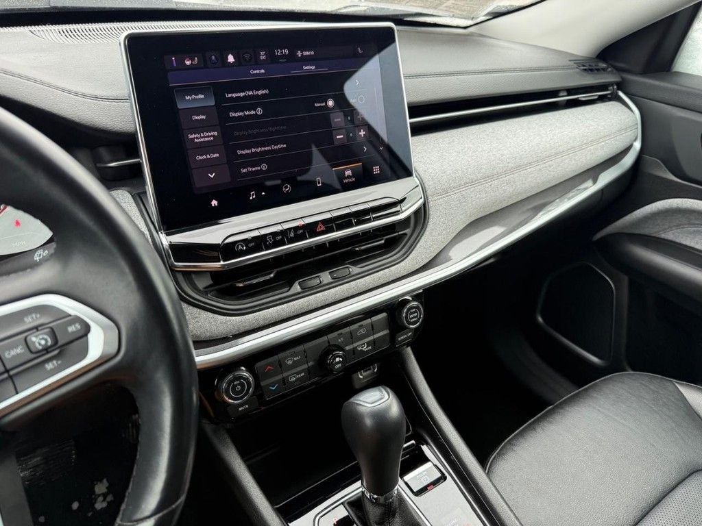 2022 Jeep Compass Latitude Lux