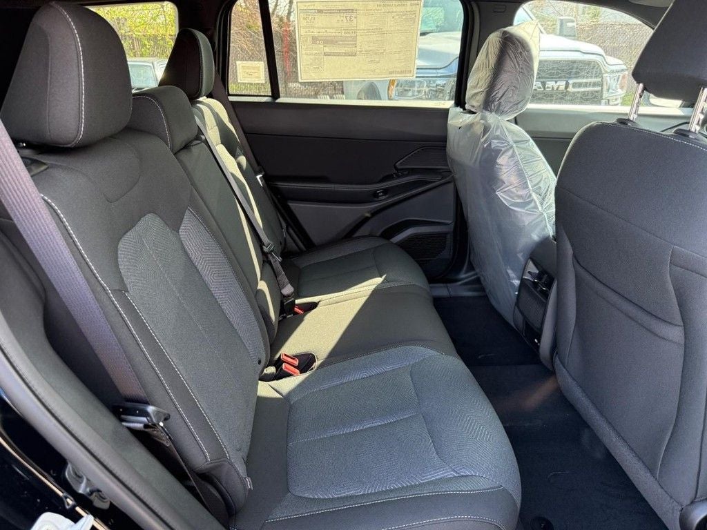 2026 Jeep Cherokee Laredo
