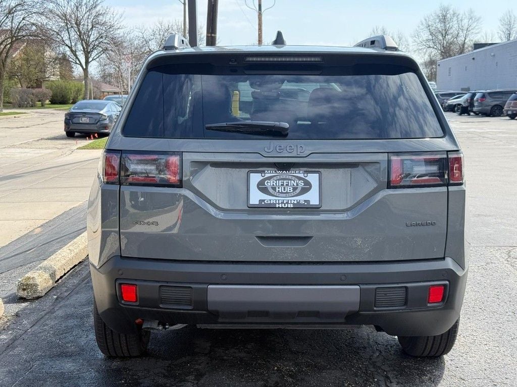 2026 Jeep Cherokee Laredo