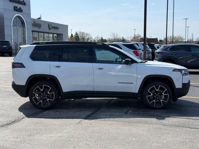 2026 Jeep Cherokee Overland