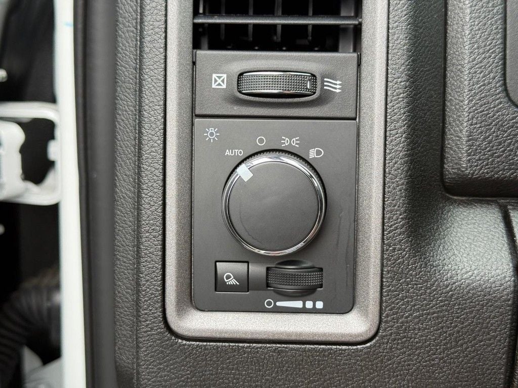 2023 Ram 1500 Classic Tradesman