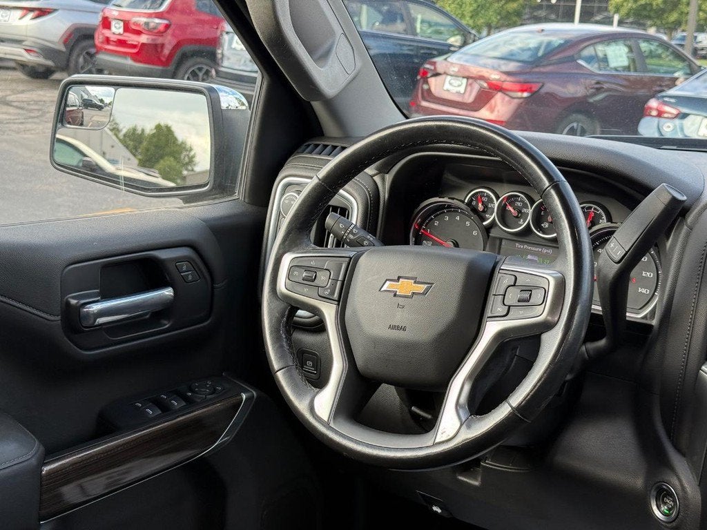 2021 Chevrolet Silverado 1500 LT NEAR MILWAUKEE WI
