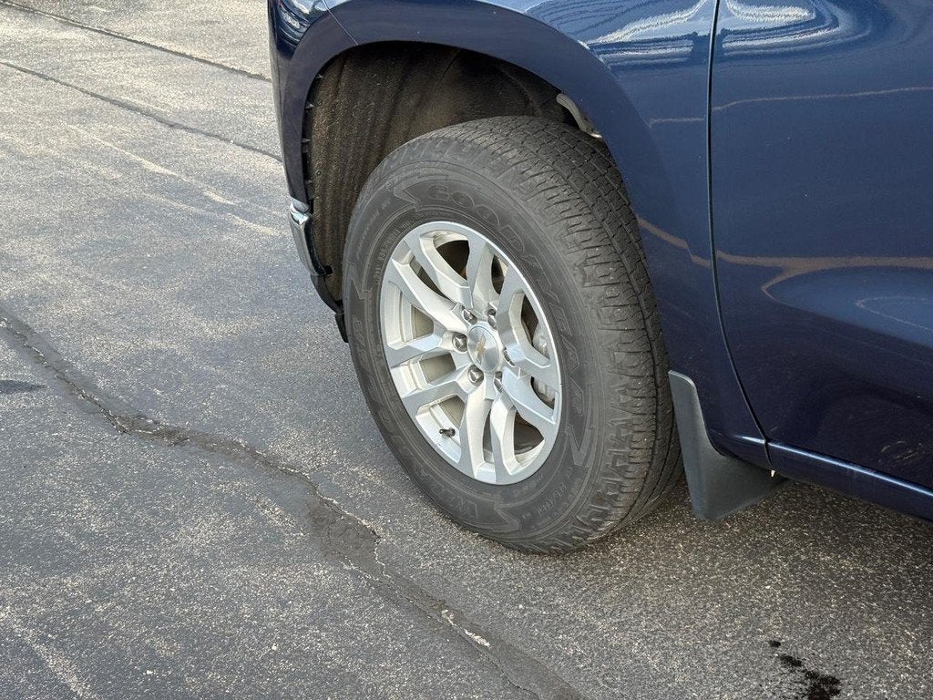 2021 Chevrolet Silverado 1500 LT NEAR MILWAUKEE WI