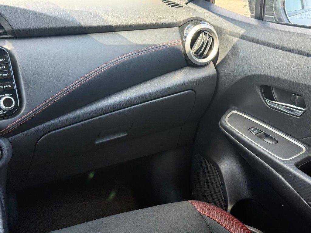 2024 Nissan Versa 1.6 SR